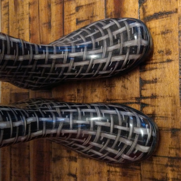 Henry Ferrera Rain Boots - Picture 5 of 6